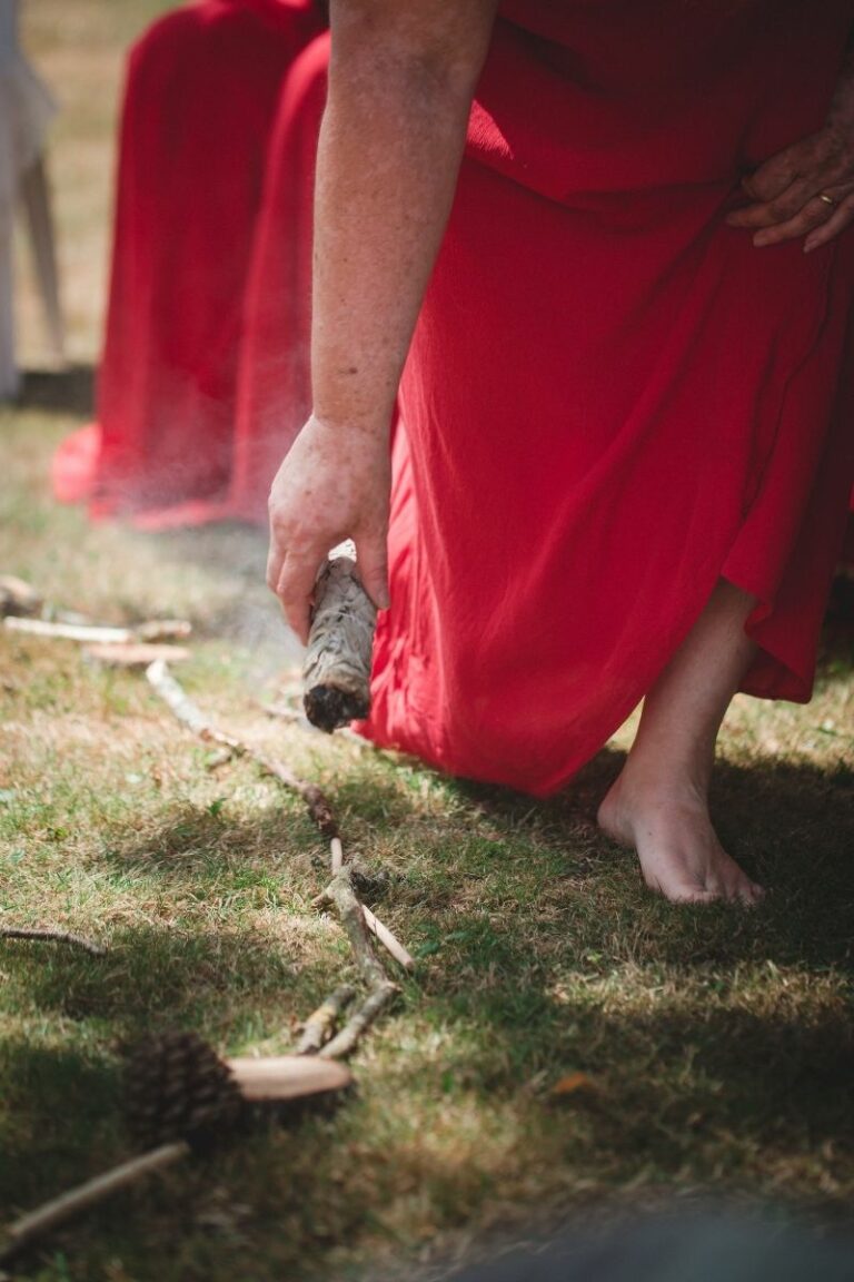 Karenn de coeur a soeur, purification sauge cercle de mariage photo Samia Hamlaoui le Puk